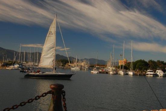Muriel Le Mar Estang Canet-en-Roussillon Luaran gambar